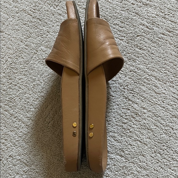 Beek Gallito Honey Leather Slides - Picture 10 of 10